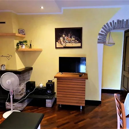 Casa Cristina 2c - Private Free Parking, Wi-fi * Casarza Ligure