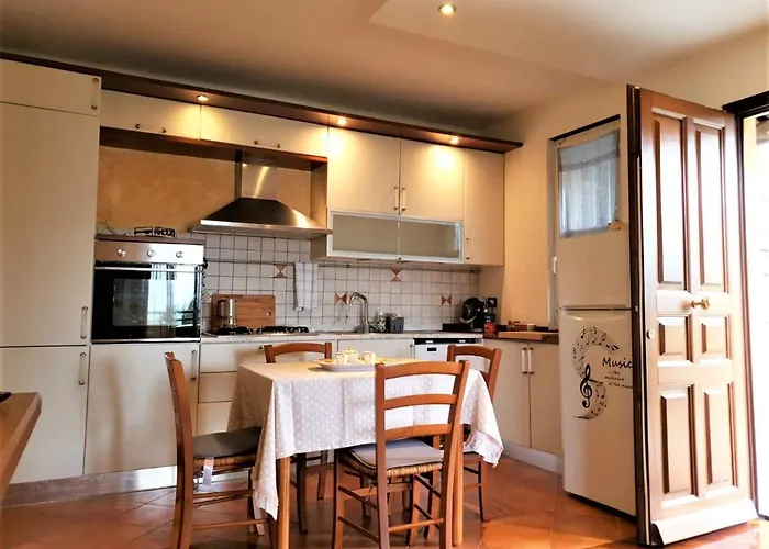 アパート Casa Cristina 2c - Private Free Parking, Wi-fi カザルツァ・リーグレ